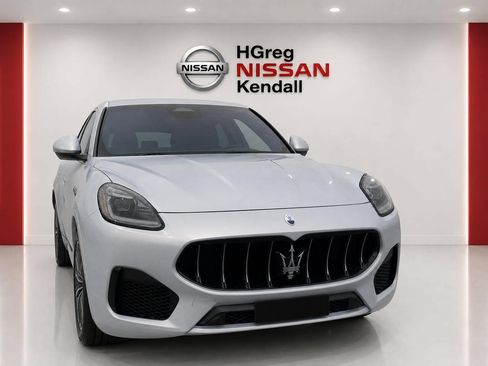 Used 2024 Maserati Grecale GT AWD/4WD image 11