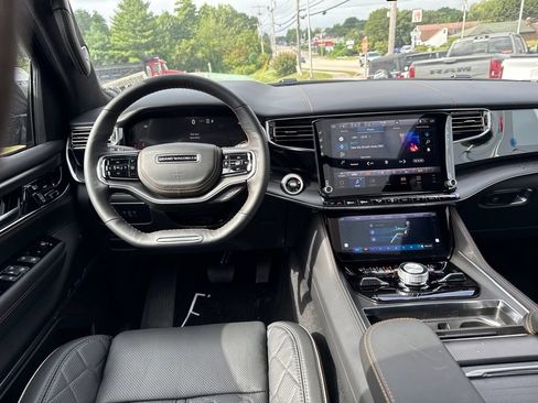 New 2026 Jeep Grand Wagoneer Summit AWD/4WD image 22