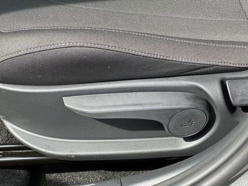 New 2026 Hyundai Elantra Sport FWD image 28
