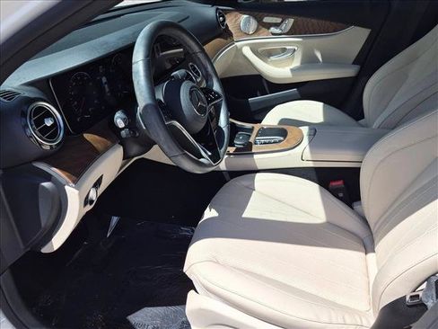 Used 2023 Mercedes-Benz E 350 Sedan image 17