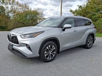 Certified 2021 Toyota Highlander XLE video 3