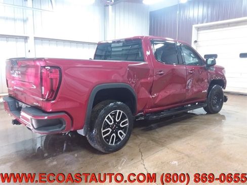Used 2019 GMC Sierra 1500 AT4 w/ AT4 Premium Package image 2
