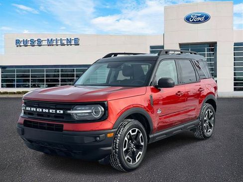Used 2022 Ford Bronco Sport Outer Banks w/ Tech Package image 6