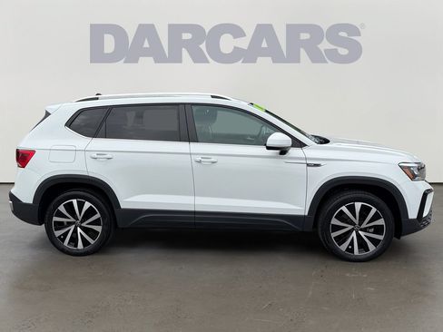Used 2022 Volkswagen Taos SE AWD/4WD image 8