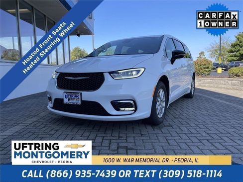 Used 2024 Chrysler Pacifica Touring-L FWD image 1