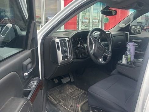 Used 2017 GMC Sierra 1500 SLE w/ SLE Value Package AWD/4WD image 15