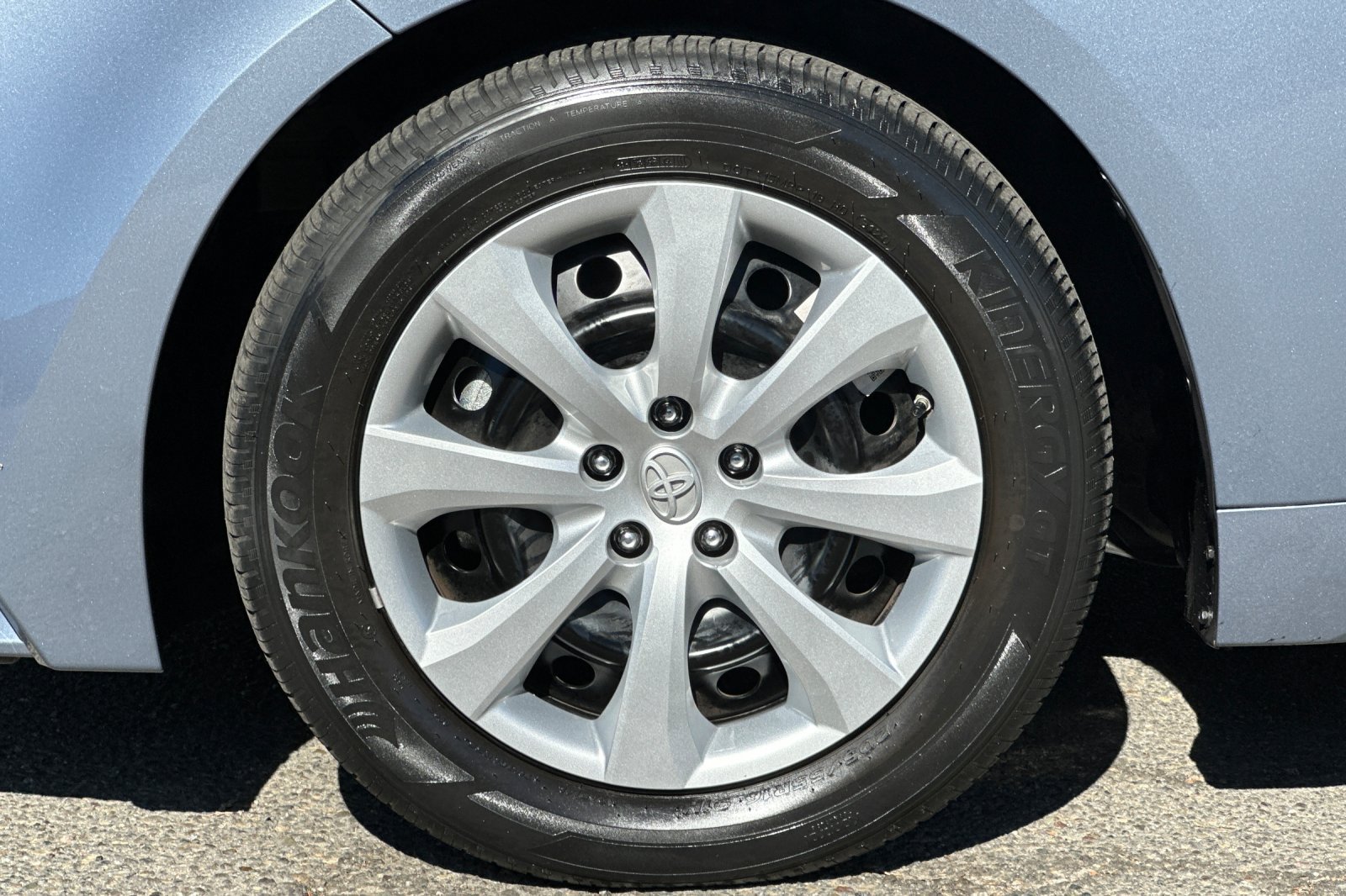 Certified 2021 Toyota Corolla LE w/ Carpet Mat Package (TMS) FWD image 23