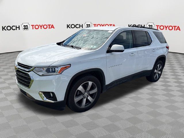 Used 2019 Chevrolet Traverse LT w/ LT Premium Package AWD/4WD image 3