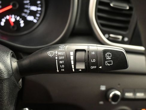 Used 2022 Kia Sportage LX FWD image 17