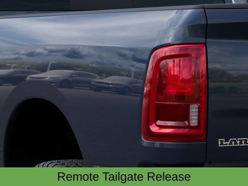New 2026 RAM 2500 Laramie w/ Towing Technology Group AWD/4WD image 10
