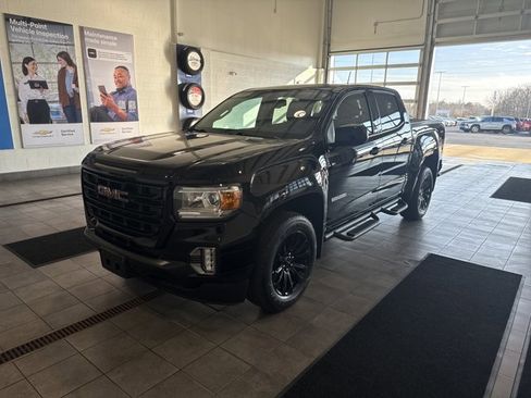 Used 2022 GMC Canyon Elevation image 3
