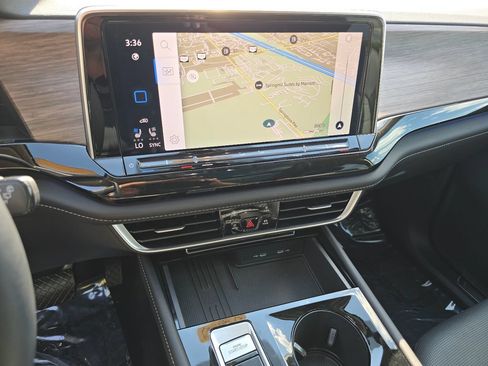New 2025 Volkswagen Atlas SEL AWD/4WD image 16