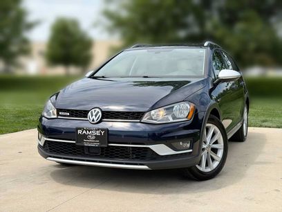 Used 2017 Volkswagen Golf Alltrack SE
