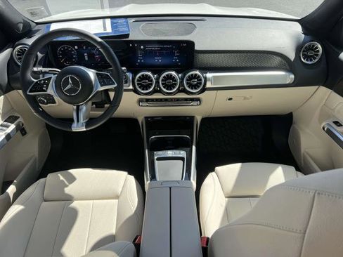 Certified 2024 Mercedes-Benz GLB 250 4MATIC image 15