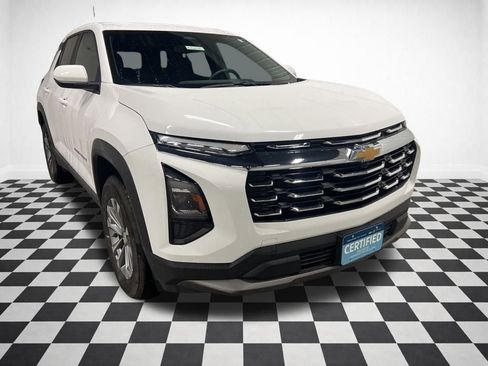 Certified 2025 Chevrolet Equinox LT image 1