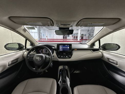 Used 2022 Toyota Corolla LE image 22