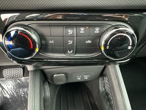 New 2026 Chevrolet TrailBlazer LT w/ Driver Confidence Package image 30