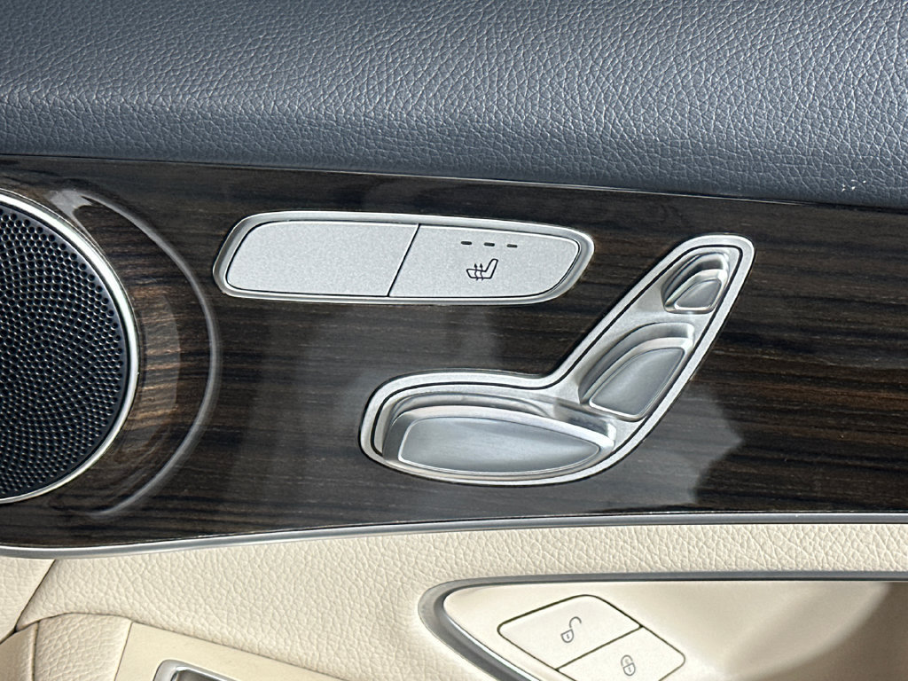 Certified 2022 Mercedes-Benz GLC 300 image 16
