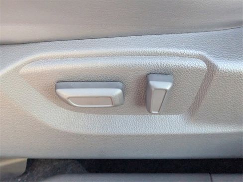 New 2026 Mitsubishi Eclipse Cross SE image 11