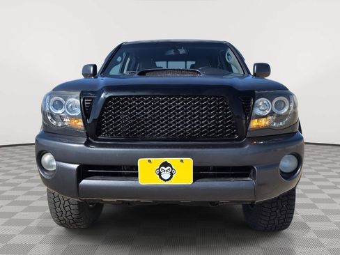 Used 2011 Toyota Tacoma 4x4 Double Cab w/ TRD Sport Pkg w/JBL Audio image 2
