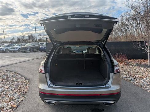 Used 2023 Lincoln Nautilus Reserve w/ Equipment Group 201A image 23