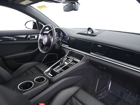 Certified 2021 Porsche Panamera 4 image 22