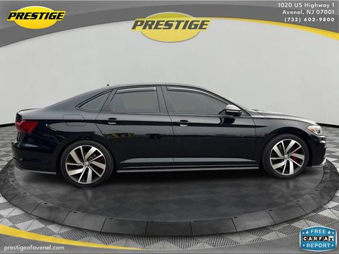 Used 2019 Volkswagen Jetta GLI Autobahn FWD image 4