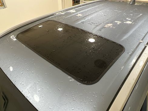 Used 2022 Toyota Highlander XLE image 22