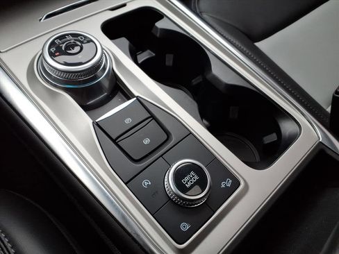 Certified 2024 Ford Explorer XLT w/ Equipment Group 202A image 26