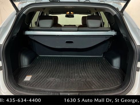 Used 2018 Hyundai Santa Fe Sport image 22