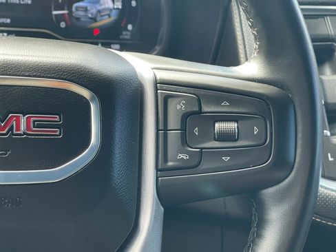 Used 2024 GMC Yukon SLT w/ SLT Premium Package AWD/4WD image 33