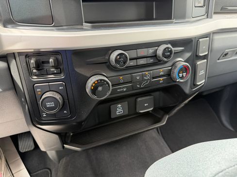 Used 2025 Ford F350 XLT AWD/4WD image 19