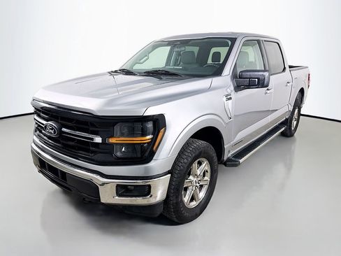 Used 2025 Ford F150 XLT w/ Equipment Group 301A Standard AWD/4WD image 3