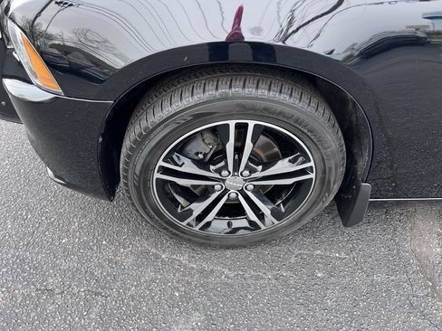 Used 2014 Dodge Charger SXT Plus image 15