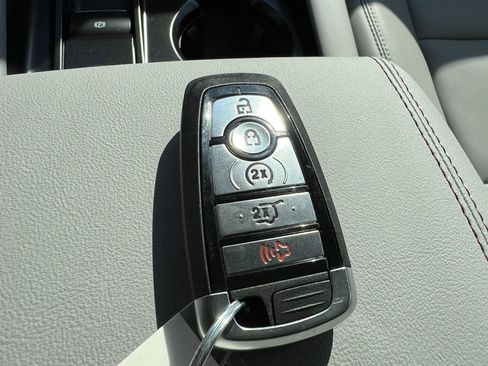 New 2025 Ford Explorer Active w/ Active Comfort Package image 35