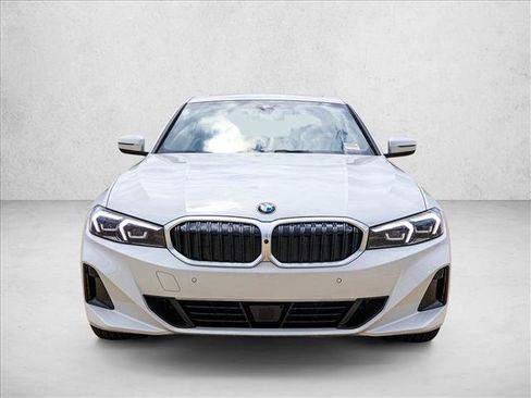 New 2026 BMW 330i xDrive Sedan w/ Premium Package AWD/4WD image 2