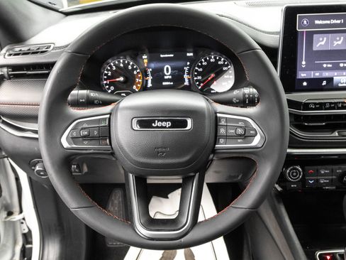 Used 2023 Jeep Compass Trailhawk image 24