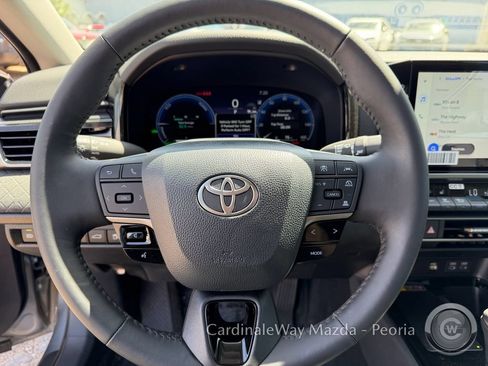 Used 2026 Toyota Camry XLE FWD image 21