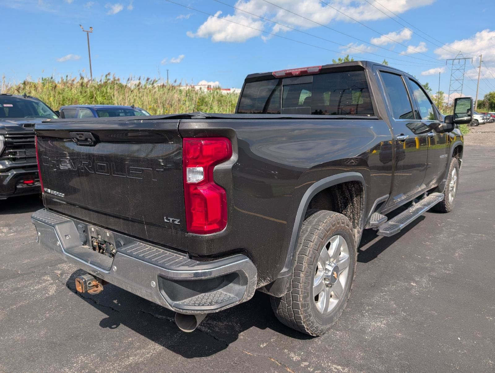 Used 2021 Chevrolet Silverado 2500 LTZ w/ LTZ Plus Package AWD/4WD image 8