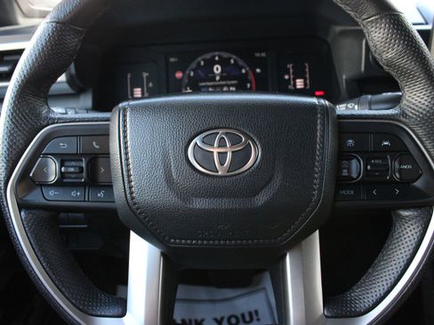 Used 2024 Toyota Tacoma 4x4 Double Cab image 27