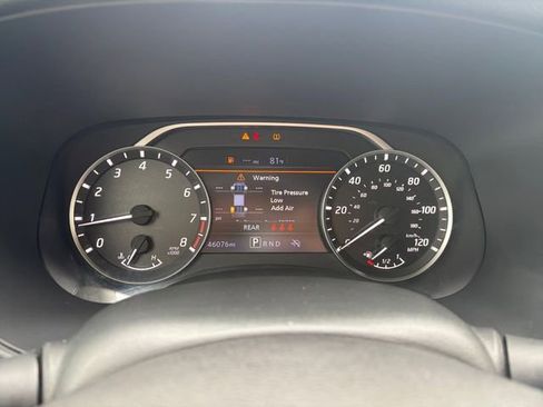 Used 2023 Nissan Frontier SV w/ Tow Package RWD image 9