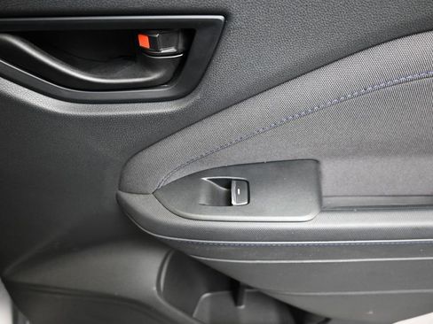 Certified 2025 Subaru Forester Premium AWD/4WD image 15