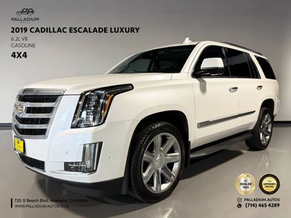 Used 2019 Cadillac Escalade Luxury