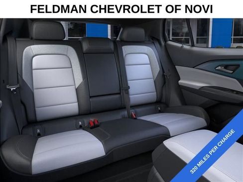 New 2026 Chevrolet Equinox EV LT image 17