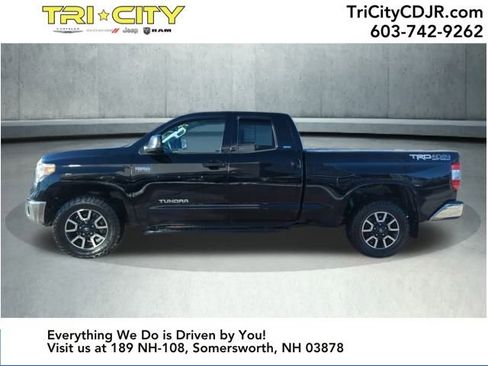 Used 2017 Toyota Tundra SR5 image 2
