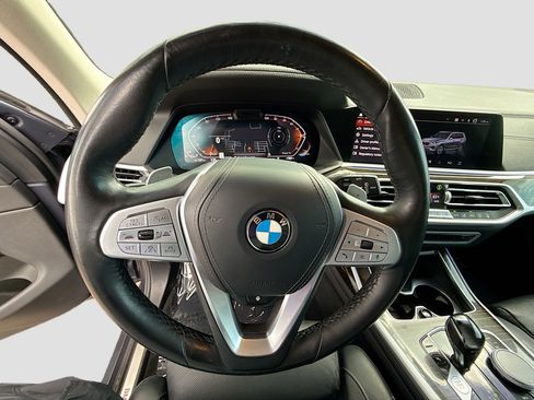 Used 2021 BMW X7 xDrive40i w/ Premium Package AWD/4WD image 41