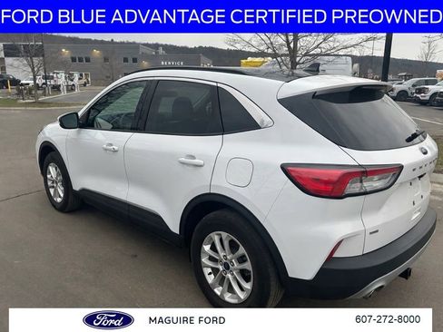 Used 2021 Ford Escape SE w/ Cold Weather Package image 8