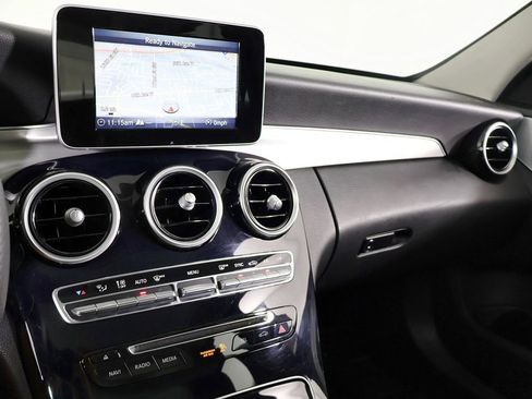 Used 2015 Mercedes-Benz C 300 Sport image 29