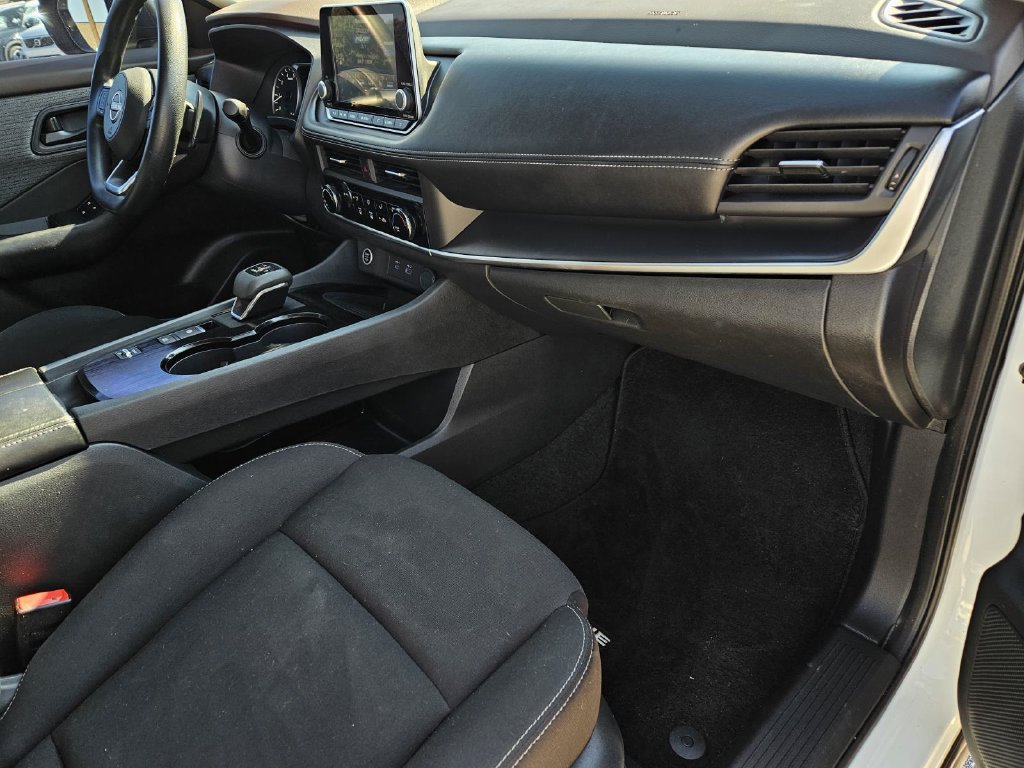 Used 2023 Nissan Rogue S FWD image 8