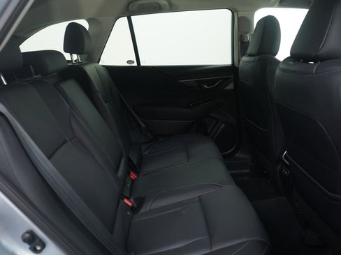 Used 2022 Subaru Outback Limited XT image 12